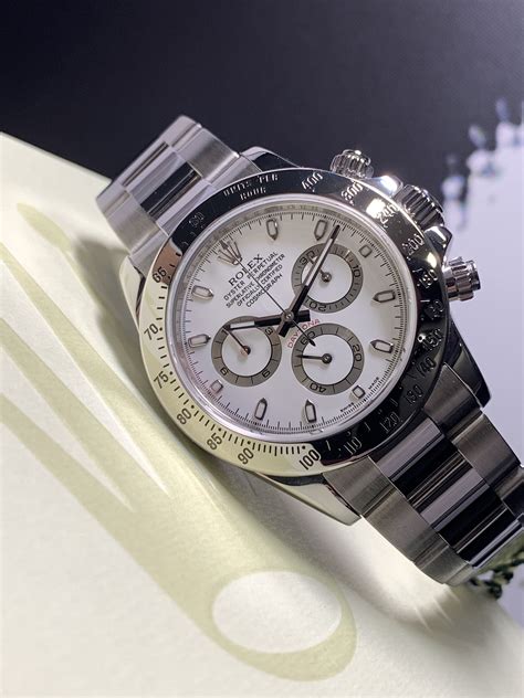 rolex daytona 116520 white dial.